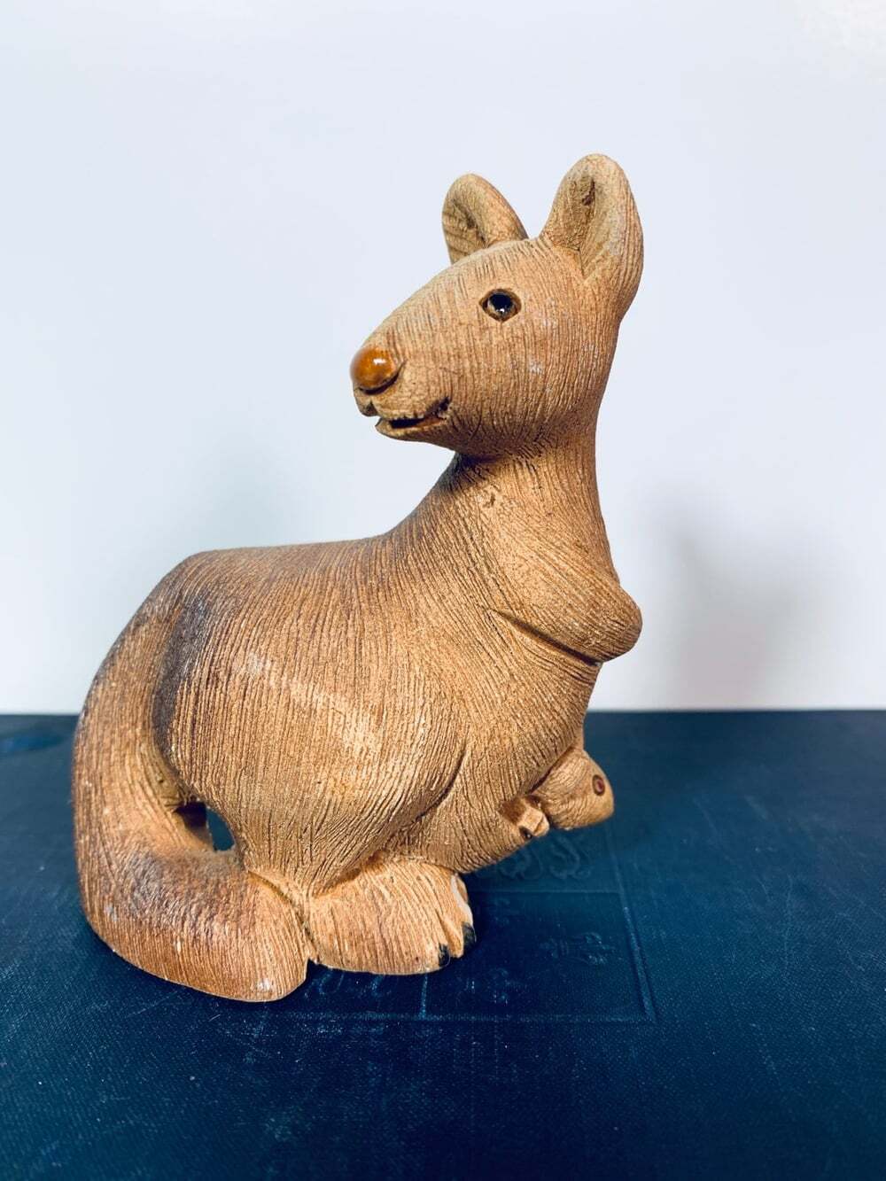 Kangaroo and Joey figurine Artesania